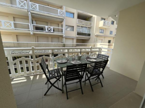 Appartement T3 de 66m² avec terrasse, parking et proche jetée Thiers, centre-ville d'Arcachon - FR-1-374-209